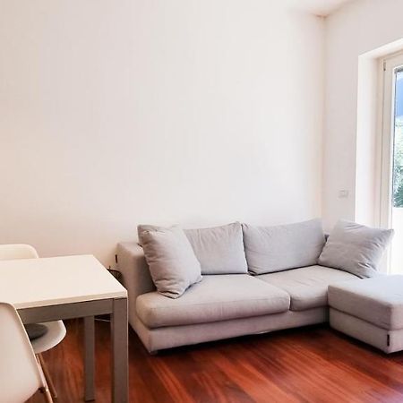 Apartmán Joivy Superb Flat, 2 Balconies & Skyscrapers View Milán Exteriér fotografie