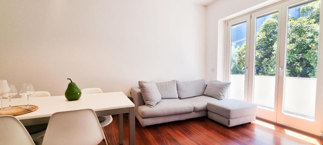 Apartmán Joivy Superb Flat, 2 Balconies & Skyscrapers View Milán Exteriér fotografie